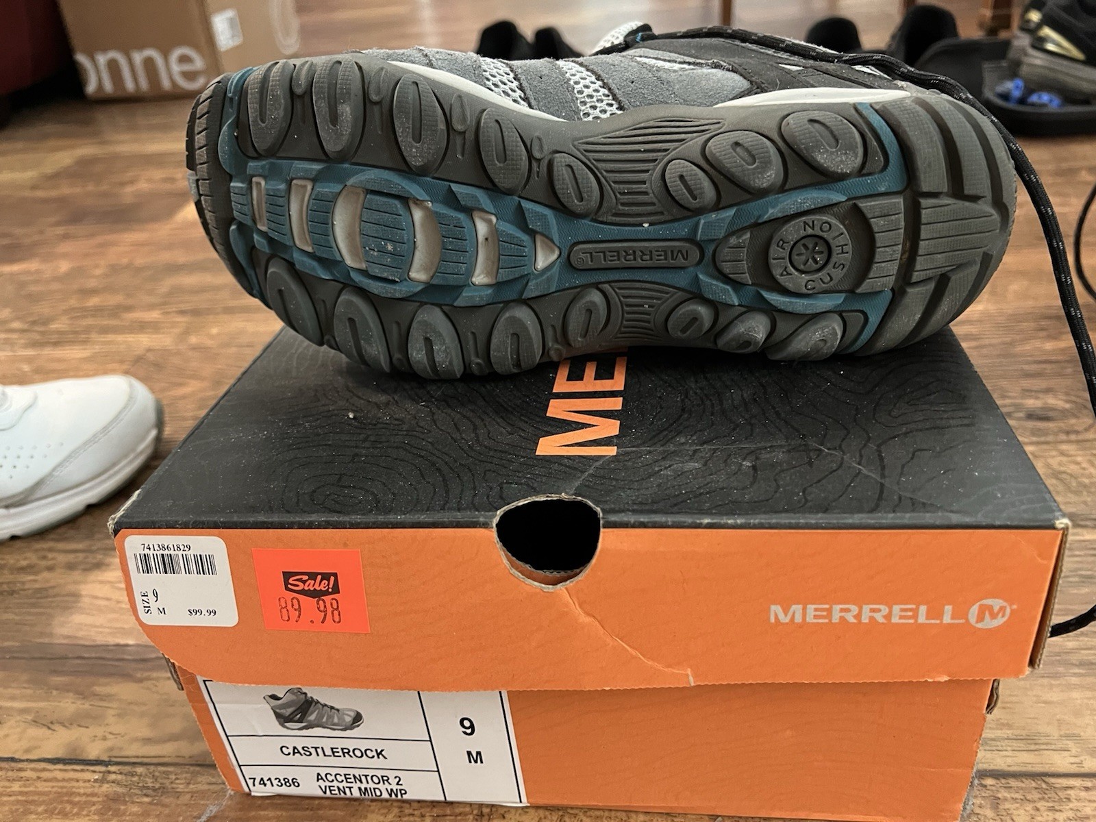 Merrell Accentor 2 Vent Mid WP Hiking Shoes Gray/Black Men’s US 9 M Pre-Owned