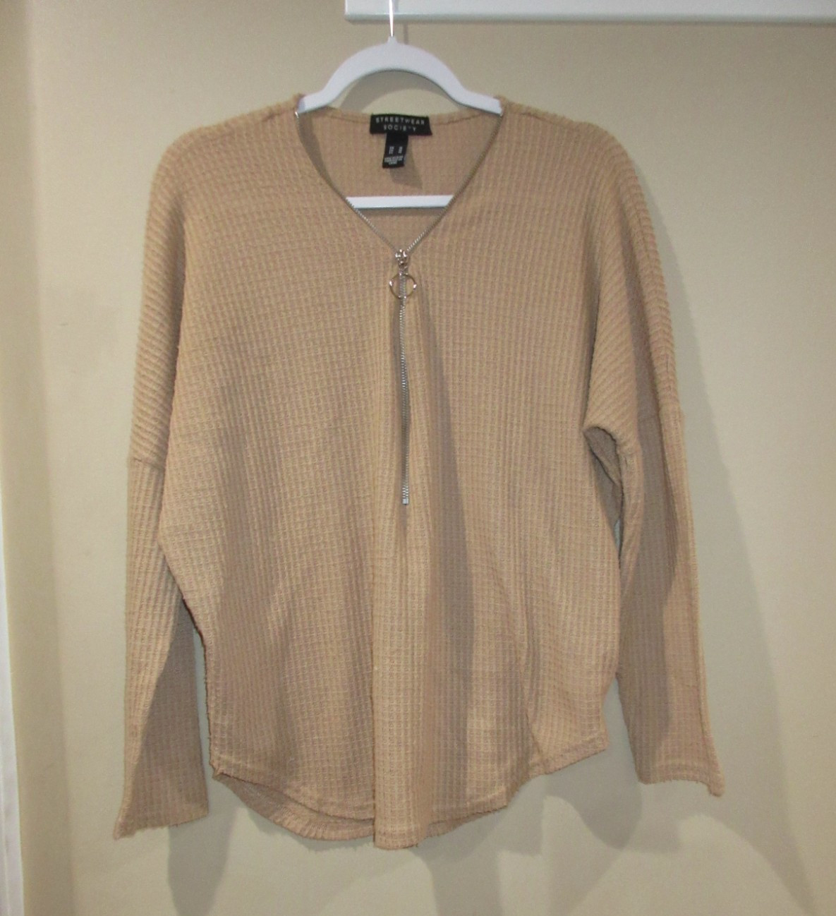 Streetwear Society Waffle Knit Blouse Women M Taupe Long Sleeve 3/4 Zip Pullover