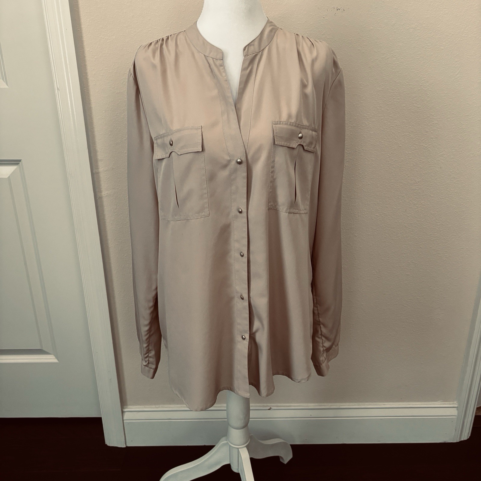 VTG Nine West Women Button Front Long Sleeve Sz L Work Wear Career Professional