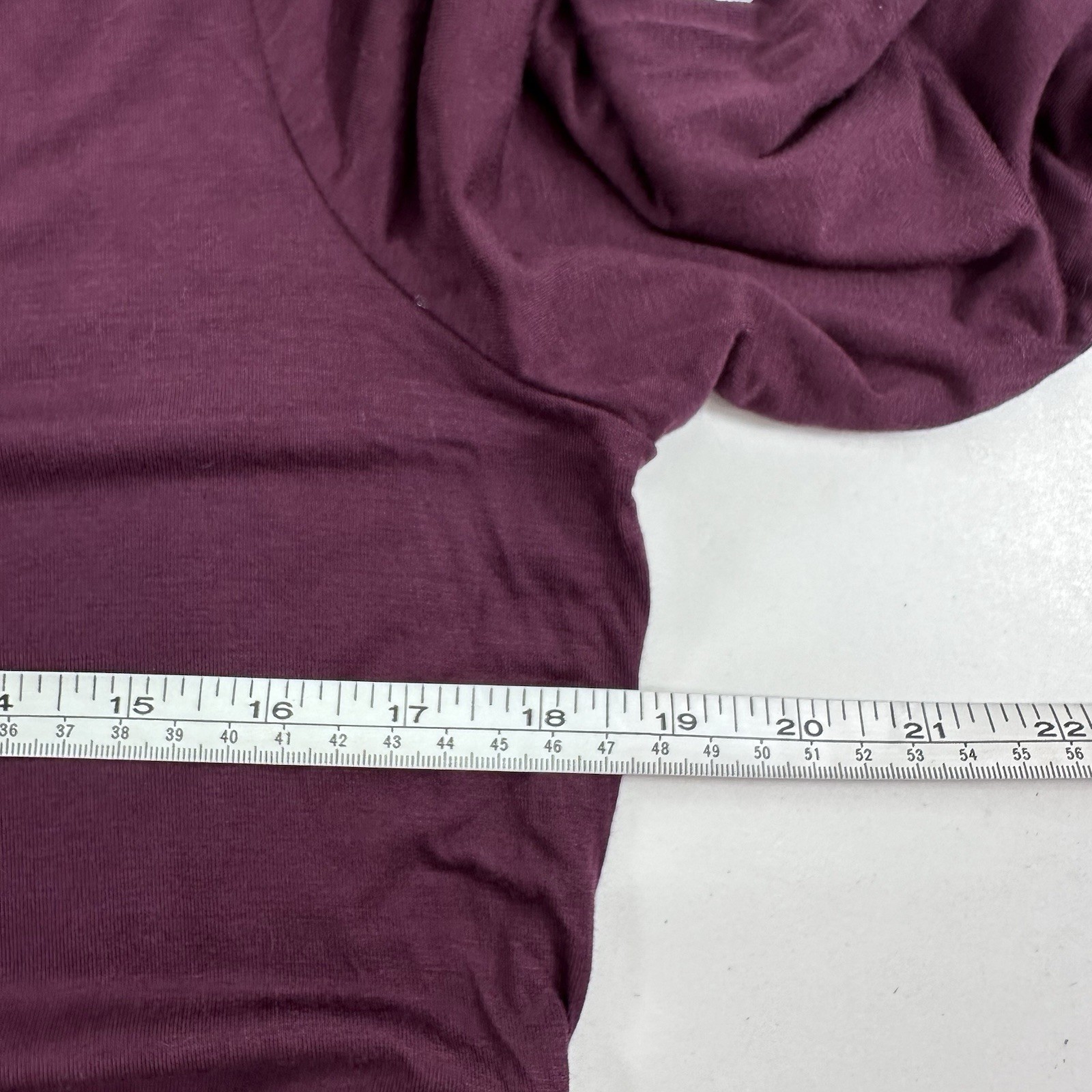 Motherhood Maternity Sz M V-Neck Long Sleeves Side Ruched Maternity Top Tee Plum
