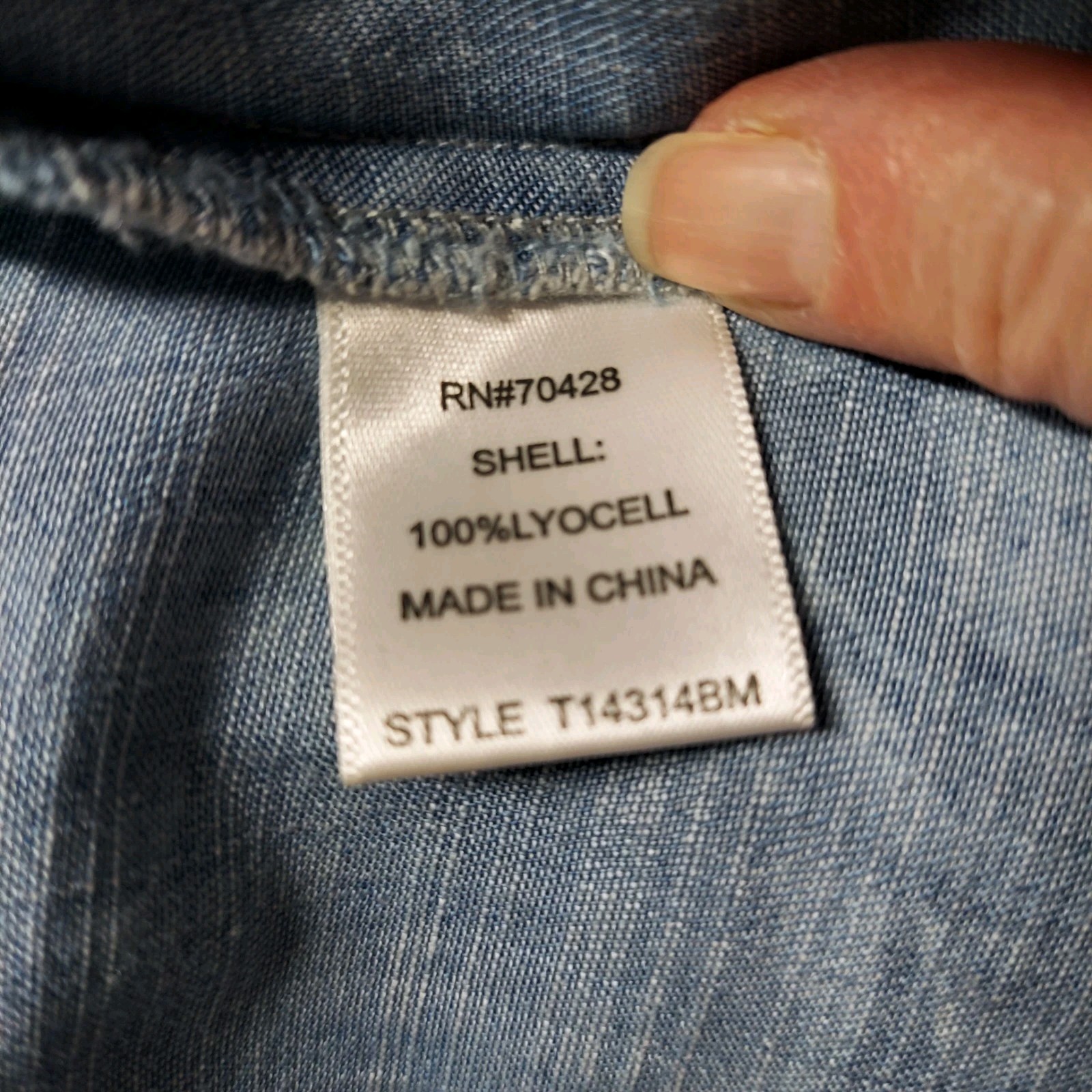 Women’s True Luxe Jeans Blouse Top Criss-Cross Back Design Frayed-Hem Blue Sz Lg