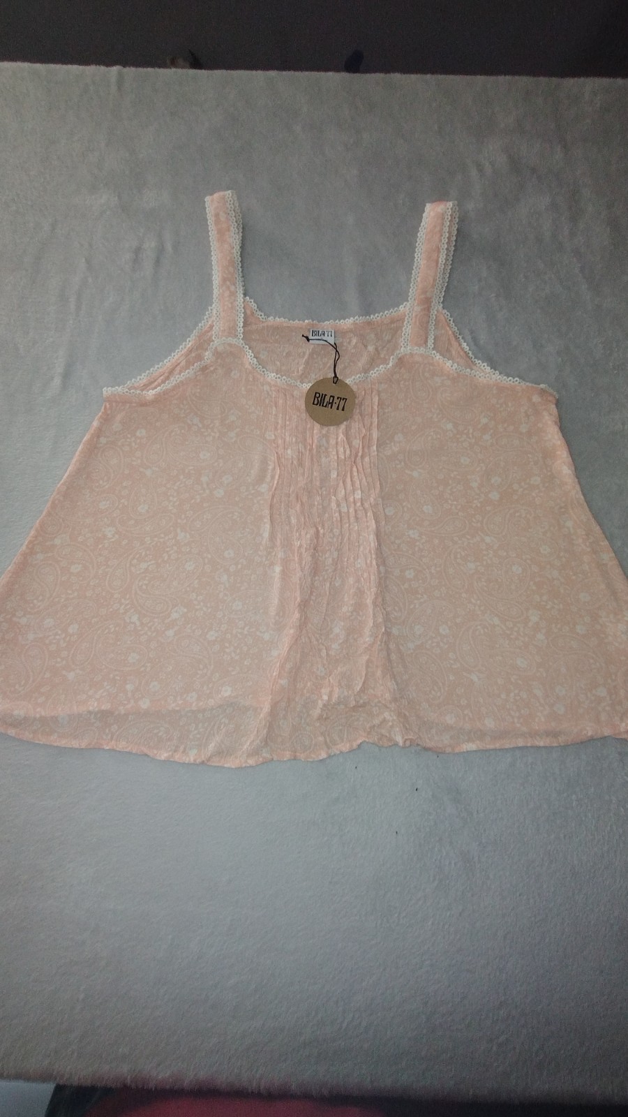 BILA 77 Boho Tank Top Camisole Pink Paisley Lace Trim Pintuck Babydoll Cute