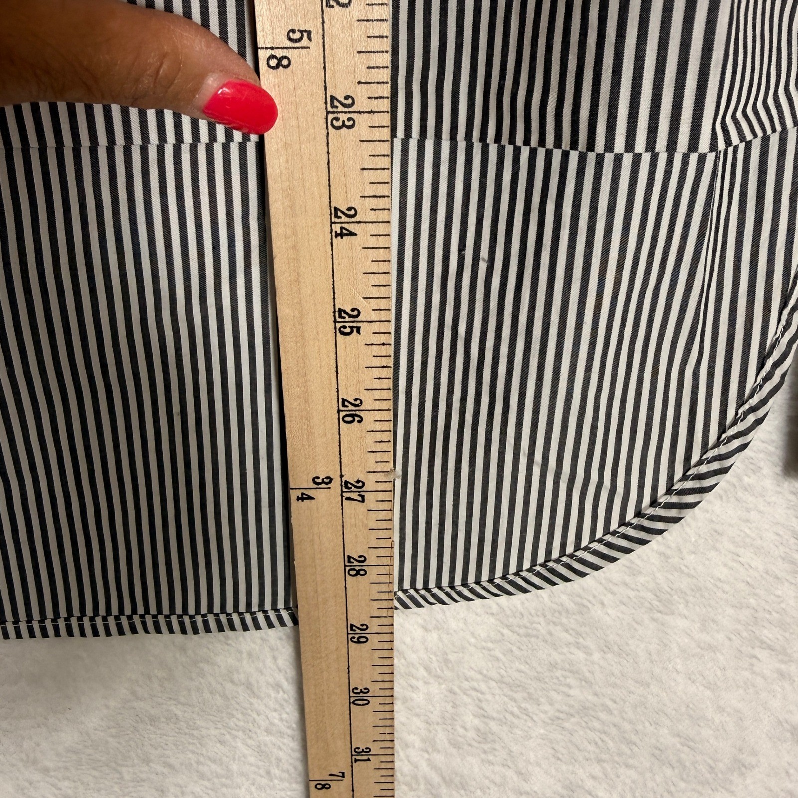 J.Crew Women Black White Striped Funnel Neck Button Shoulder Top AG686 Size 8