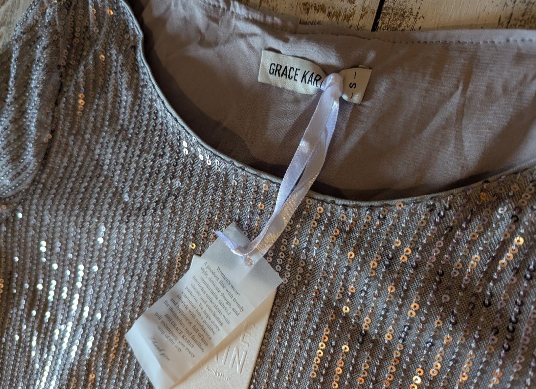 NWT GRACE KARIN Silver Sequin Round Neck Long Sleeve Blouse Size S