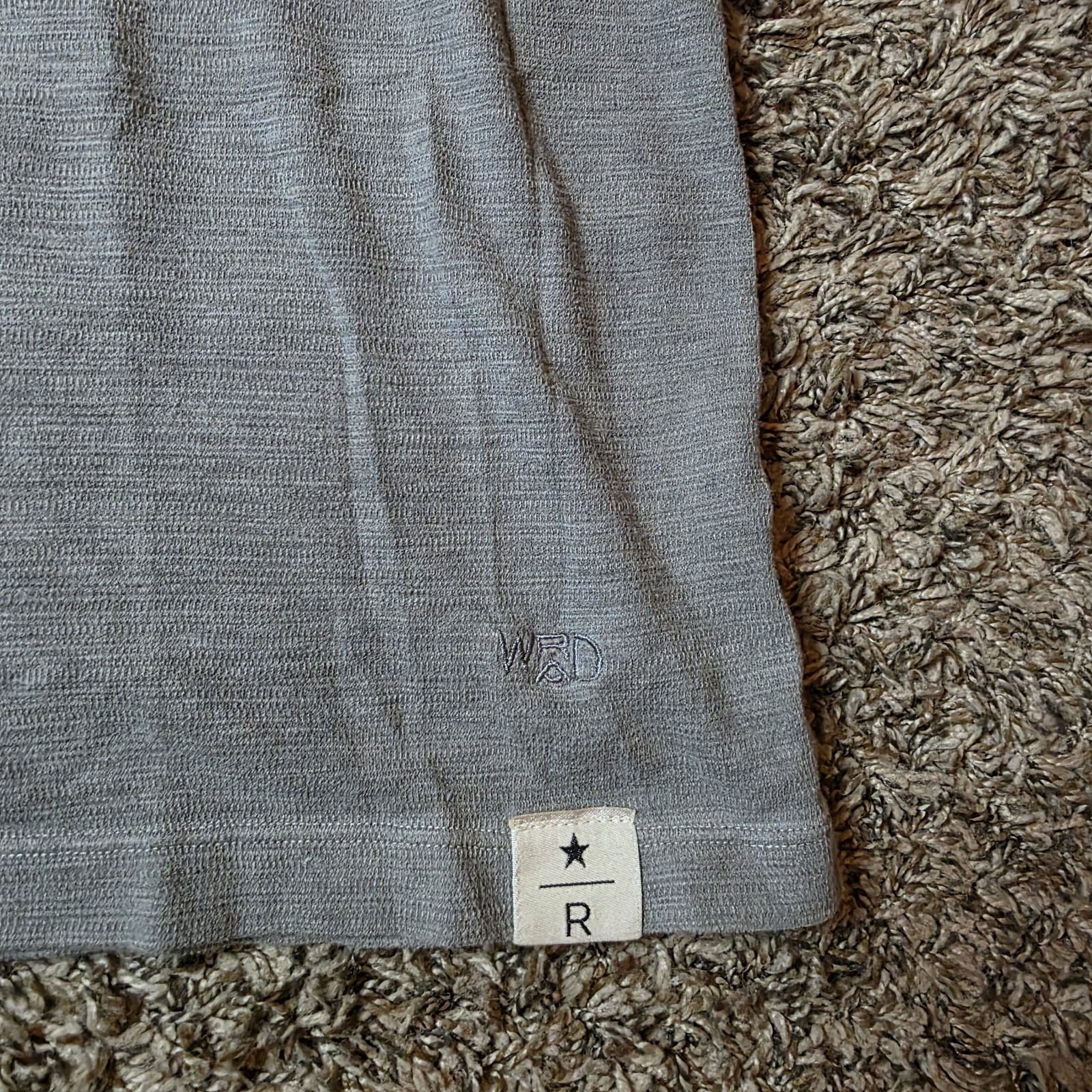 Starbucks Reserve Pike St Roasting Room L/XL Grey Short Sleeve Shirt