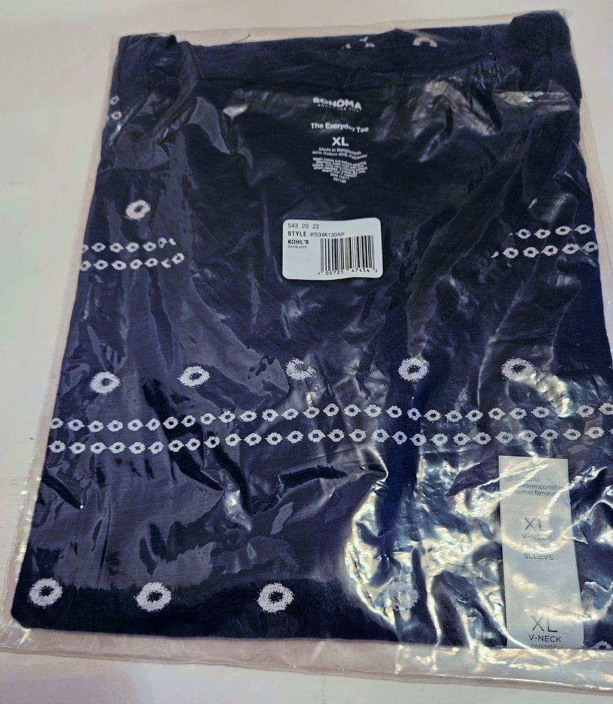 Sonoma Women’s The Everyday Tee Shirt~ Sz XL ~ Navy Geo Dye Stripe~NWT