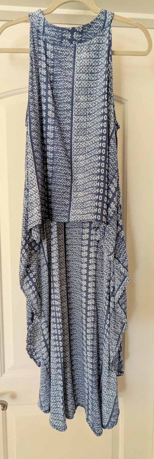 Manaola Halter High-Low Hem Keyhole Tank Top Blue White Rayon 3XL XXXL