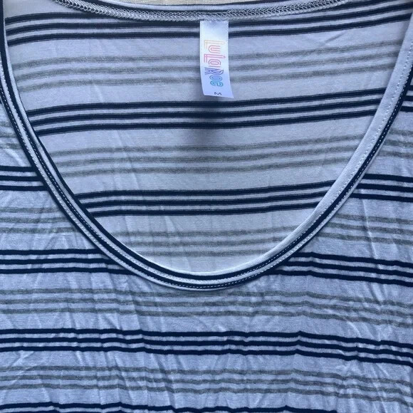 NWT LuLaRoe perfect T v-neck split side white black gray striped tunic top sz. M