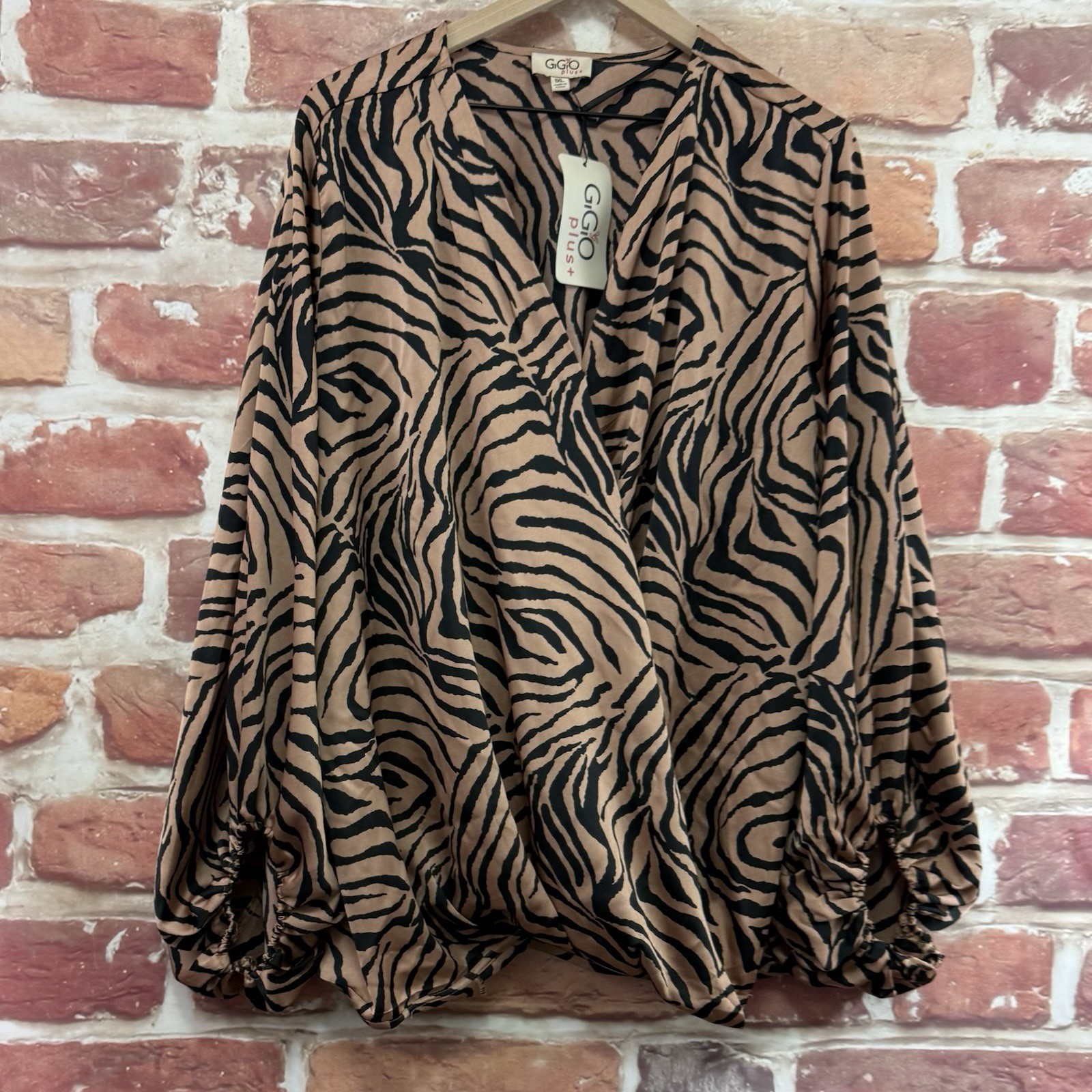 Gigio Plus Top Womens 1X Brown Zebra Abstract Animal Print Surplice Wrap Shirt