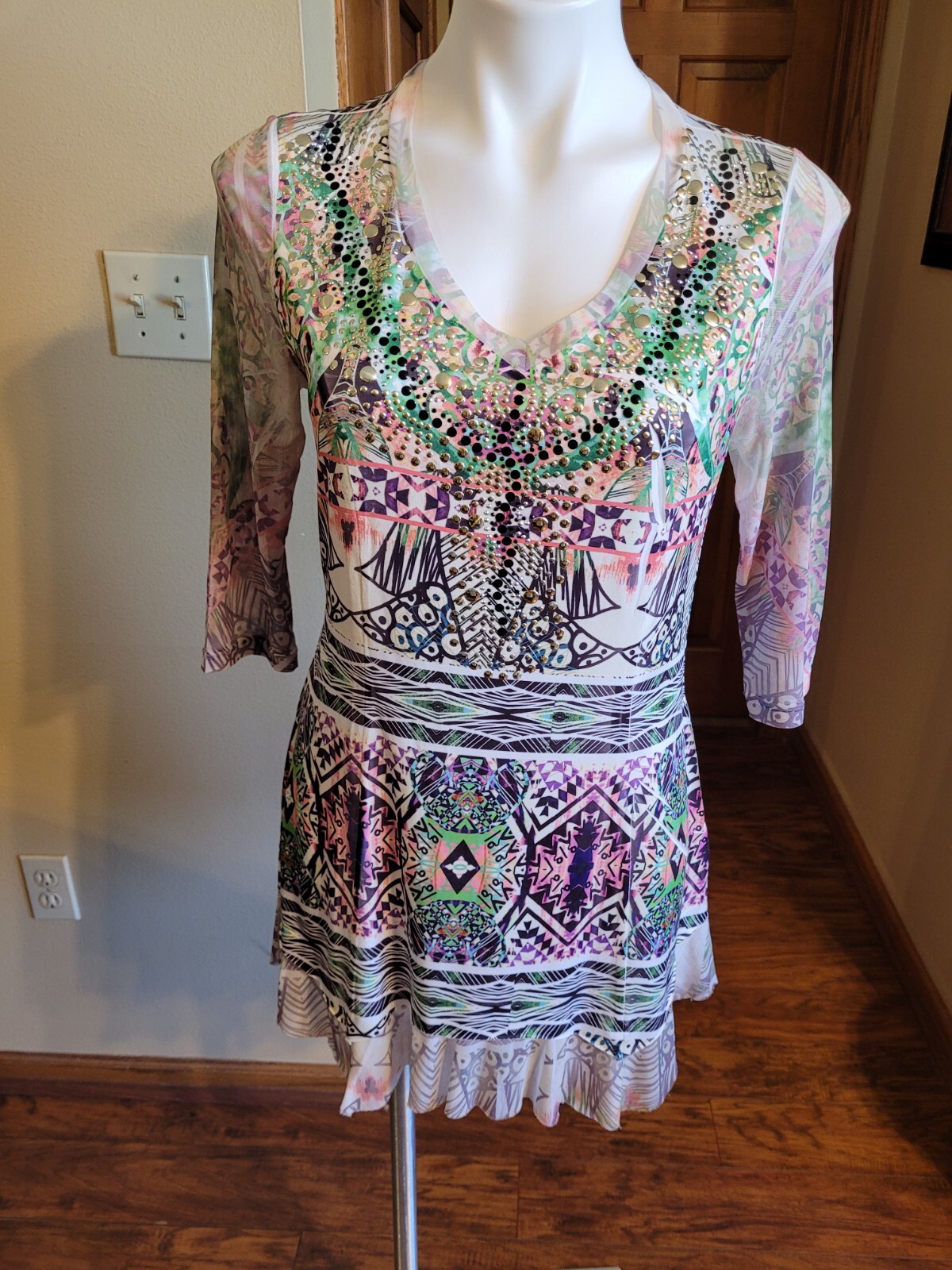 V Cristina Women’s Top Embellishment Multicolor Tunic Sz S