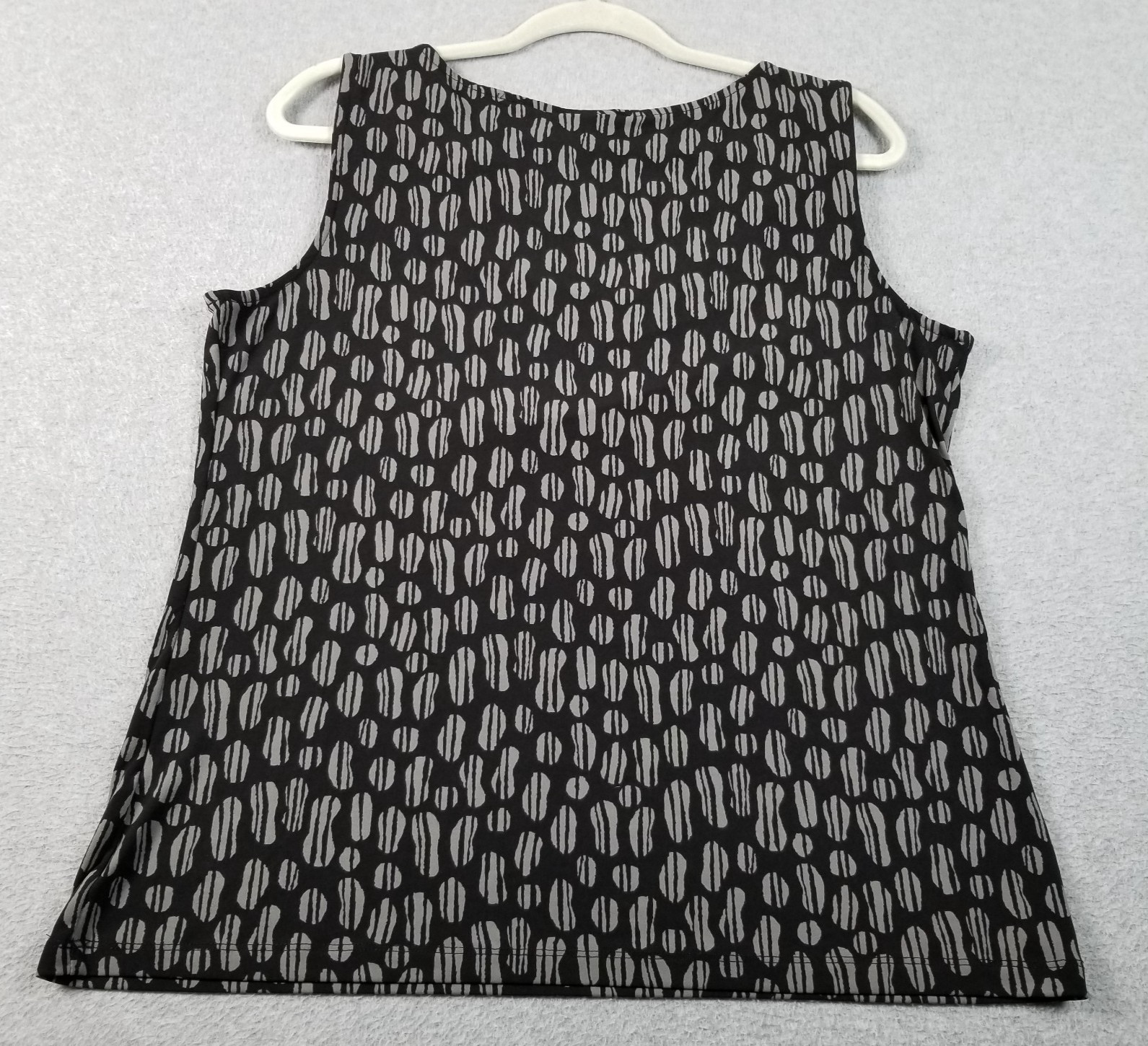 Croft & Barrow Tank Top Women’s Large L Gray Black Abstract Sleeveless Cowl Neck