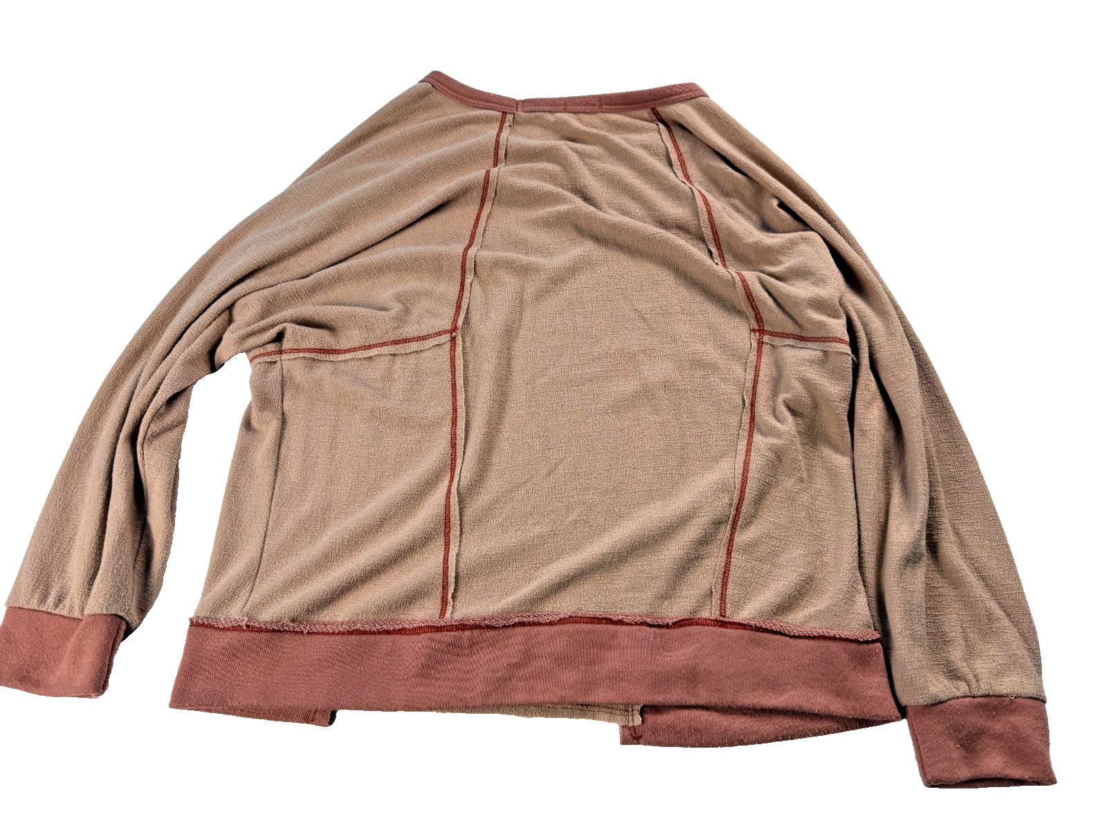 BIBI Womens Contrast Stitch Crinkle Knit Pullover Top Boho Exposed Seam Mauve