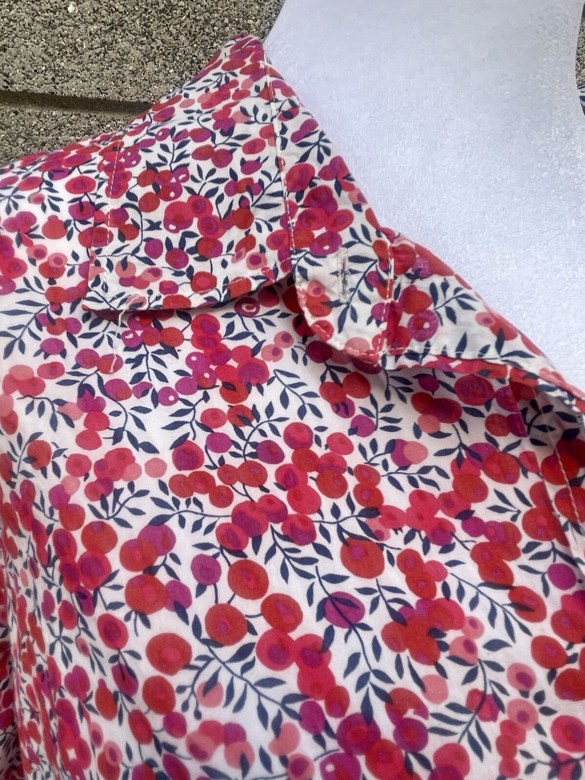 The Perfect Shirt With Liberty Art Fabrics ~0 Red Pink White Floral Berries Top