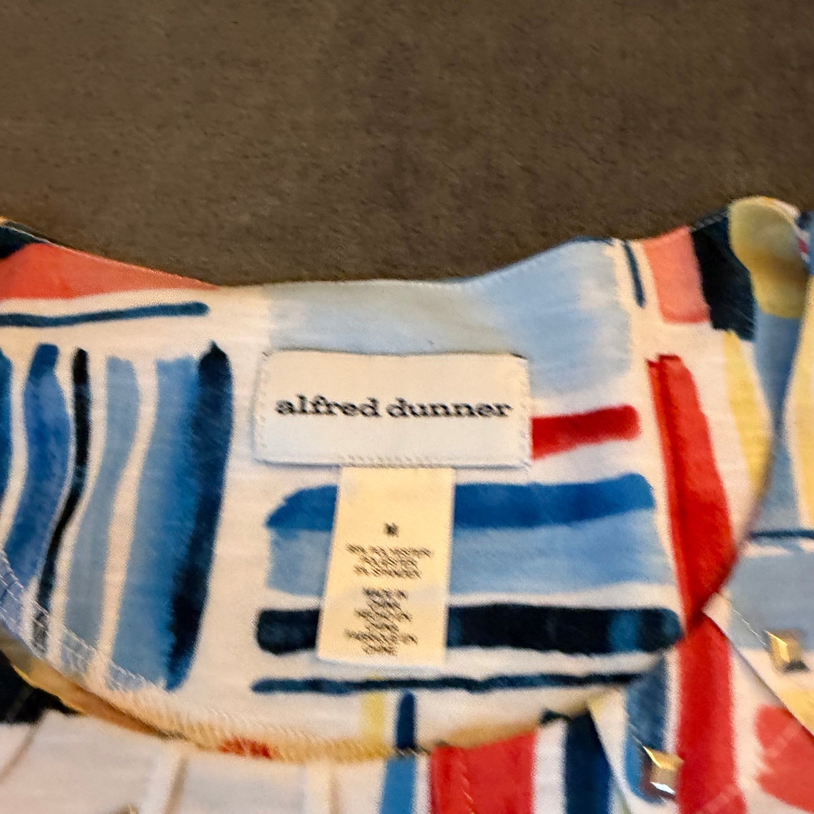 Alfred Dunner Abstract Stripe Print Studded Neckline Tunic Top Womens Medium