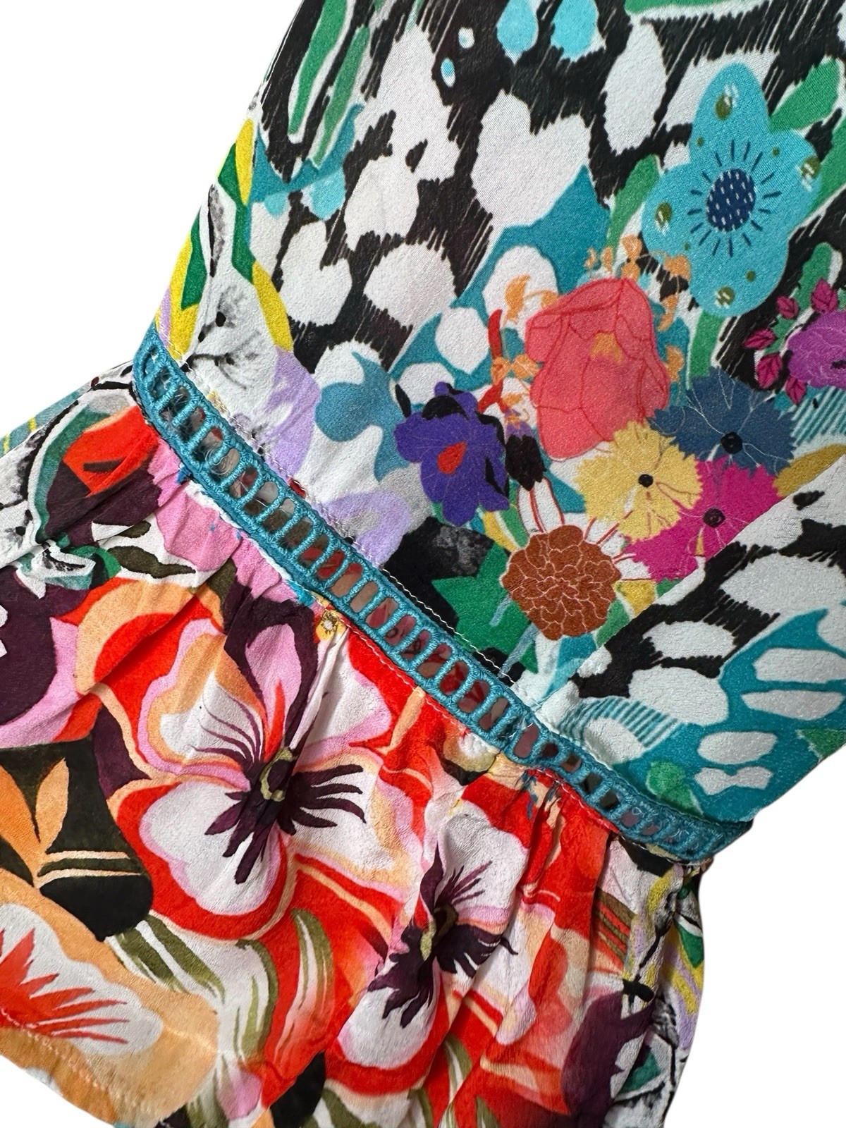Shana Tropical Floral Top Size Medium High Low Hem Bell Sleeves Ladder Lace Trim