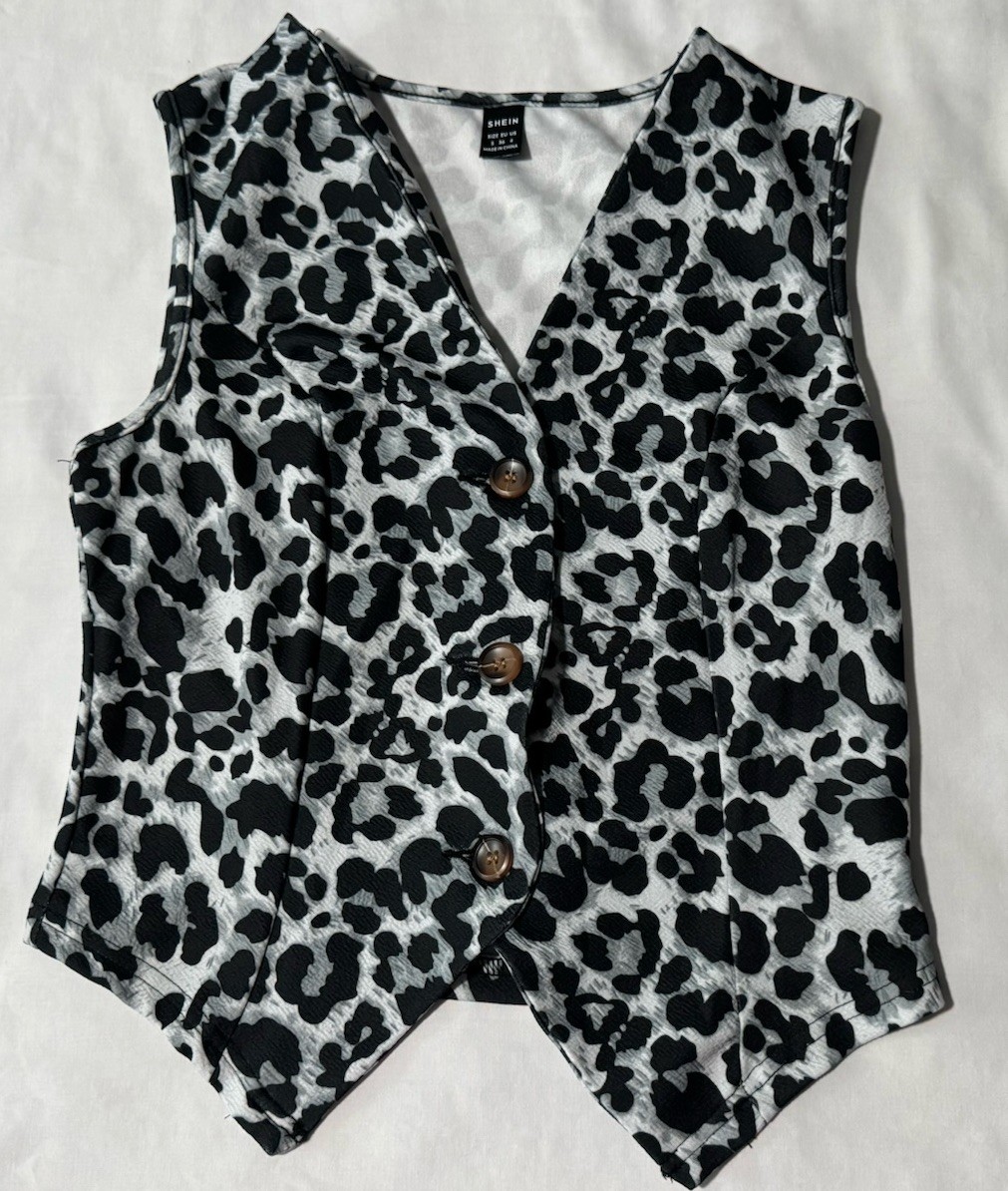 SHEIN Women’s Sleeveless Leopard Print Button Up Vest Style Small Shirt Blouse