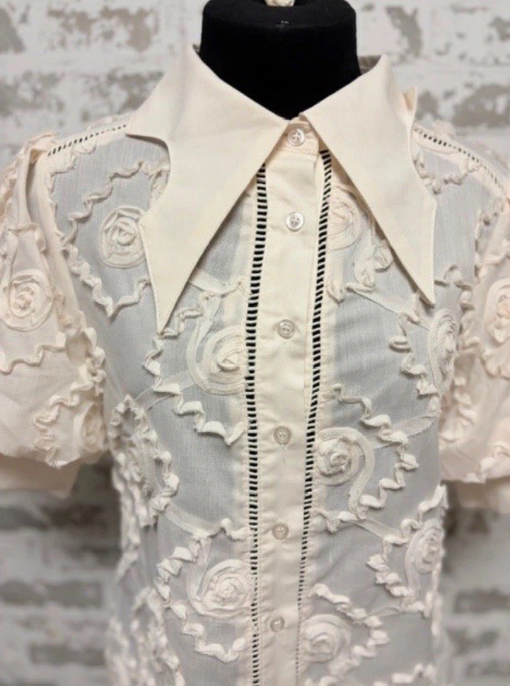 Cream Floral Applique Puff Sleeve Button Front Vintage Inspired Blouse size S