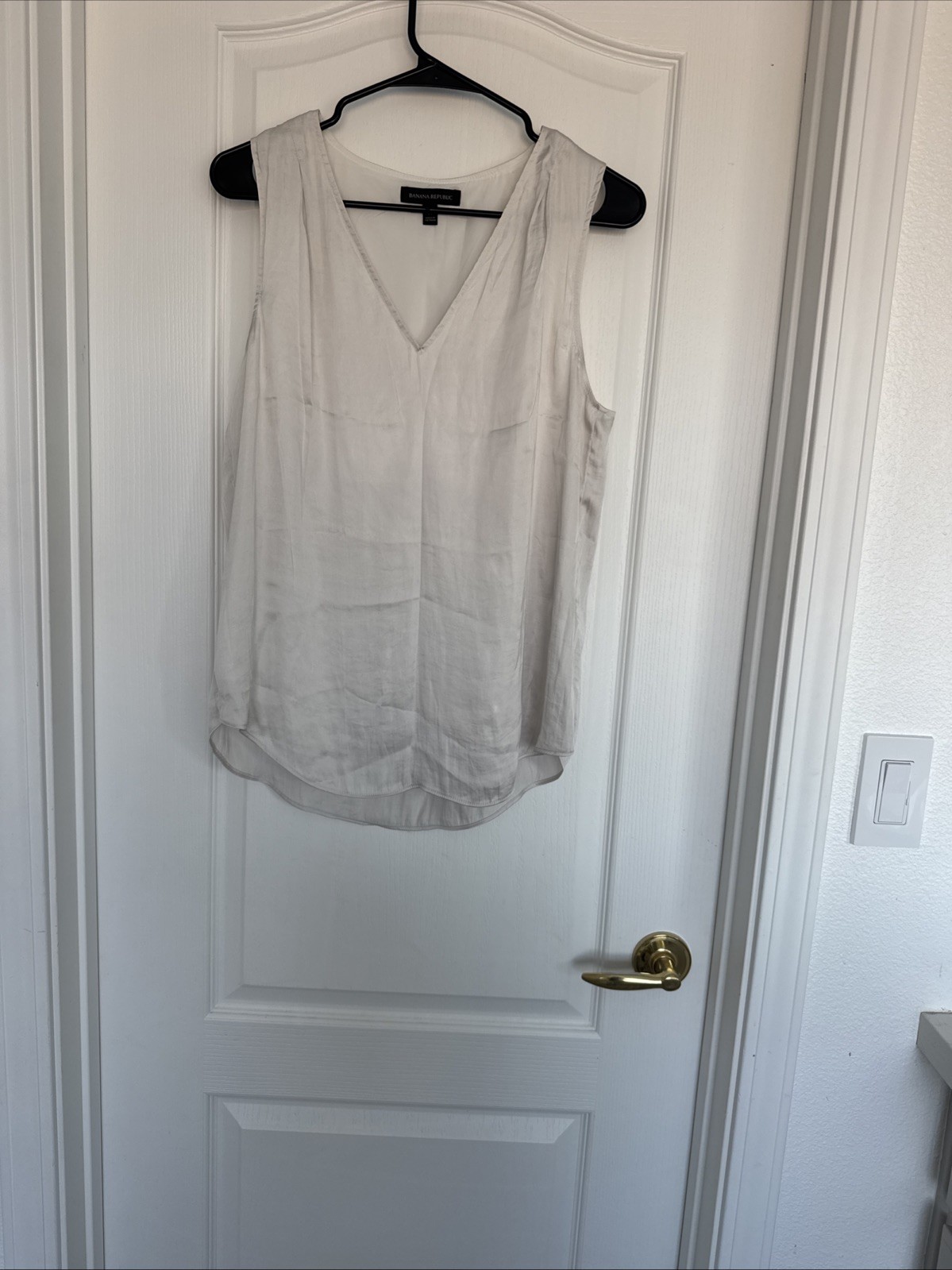 Banana Republic Beige /Ivory Top M