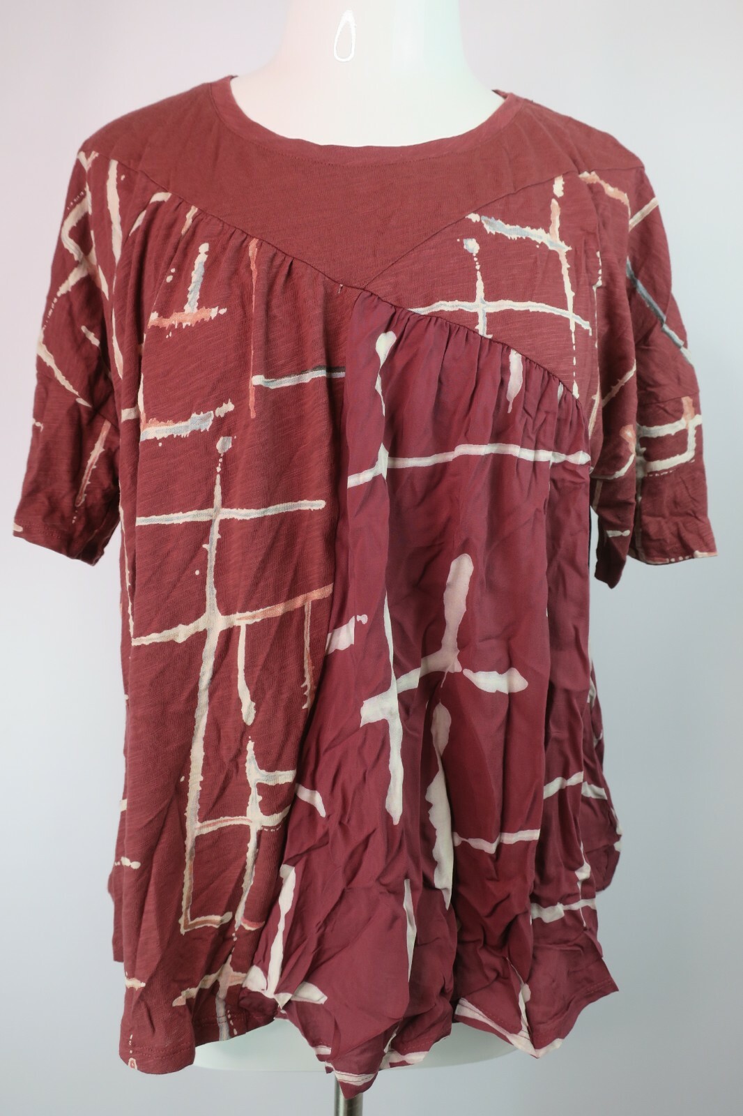 NEW Anthropologie AKEMI + KIN Wine/Burgundy Geometric Flowy Blouse Top Sz M