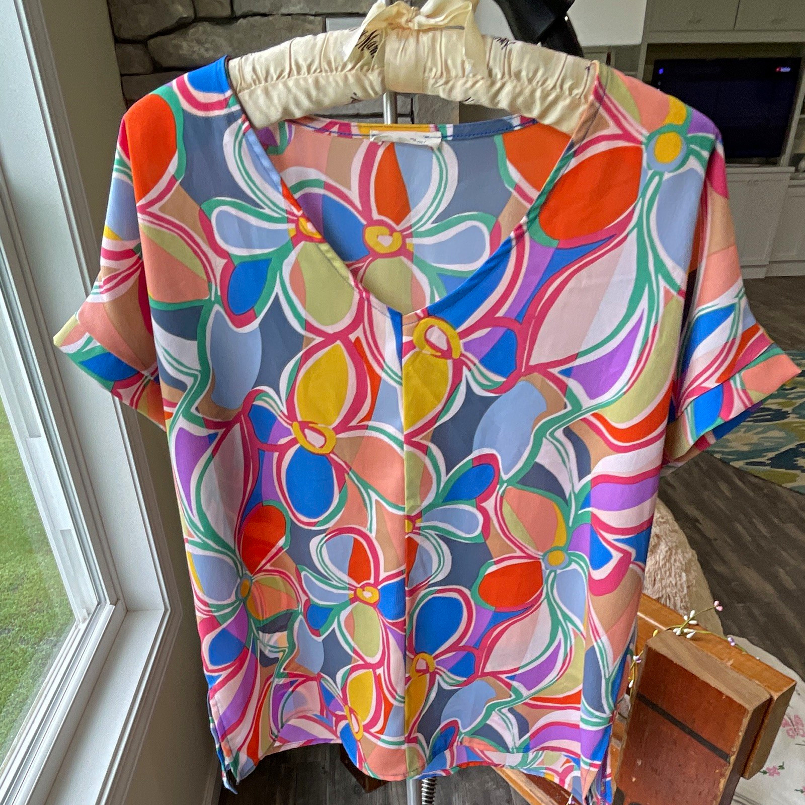 Cotton Bleu Women’s Multicolor Floral V-Neck Button Front Blouse Short Sleeve M