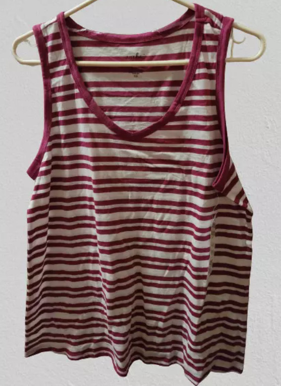 Women’s tank Striped V-neck Tank Top NWT Select Your Size
