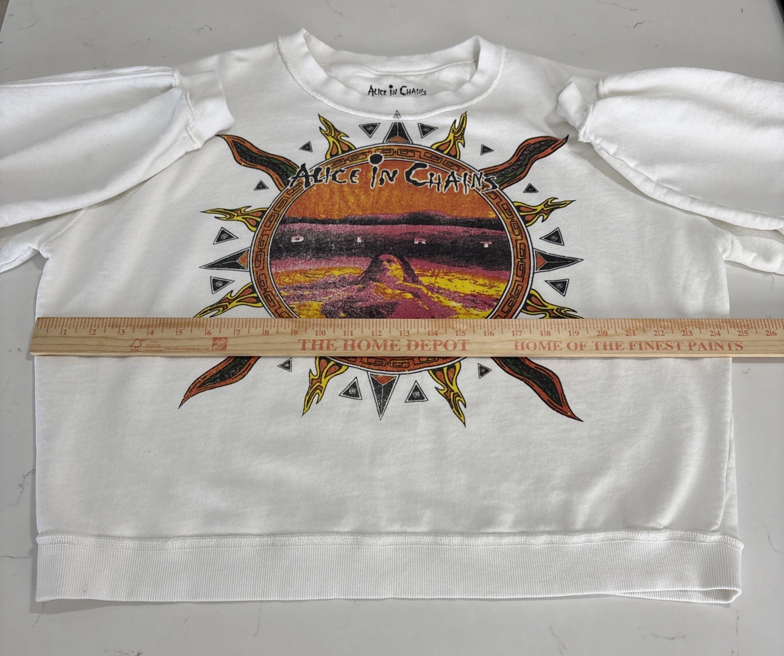 Women’s Alice in Chains Crewneck White Dirt Album Grunge Seattle Staley Size S