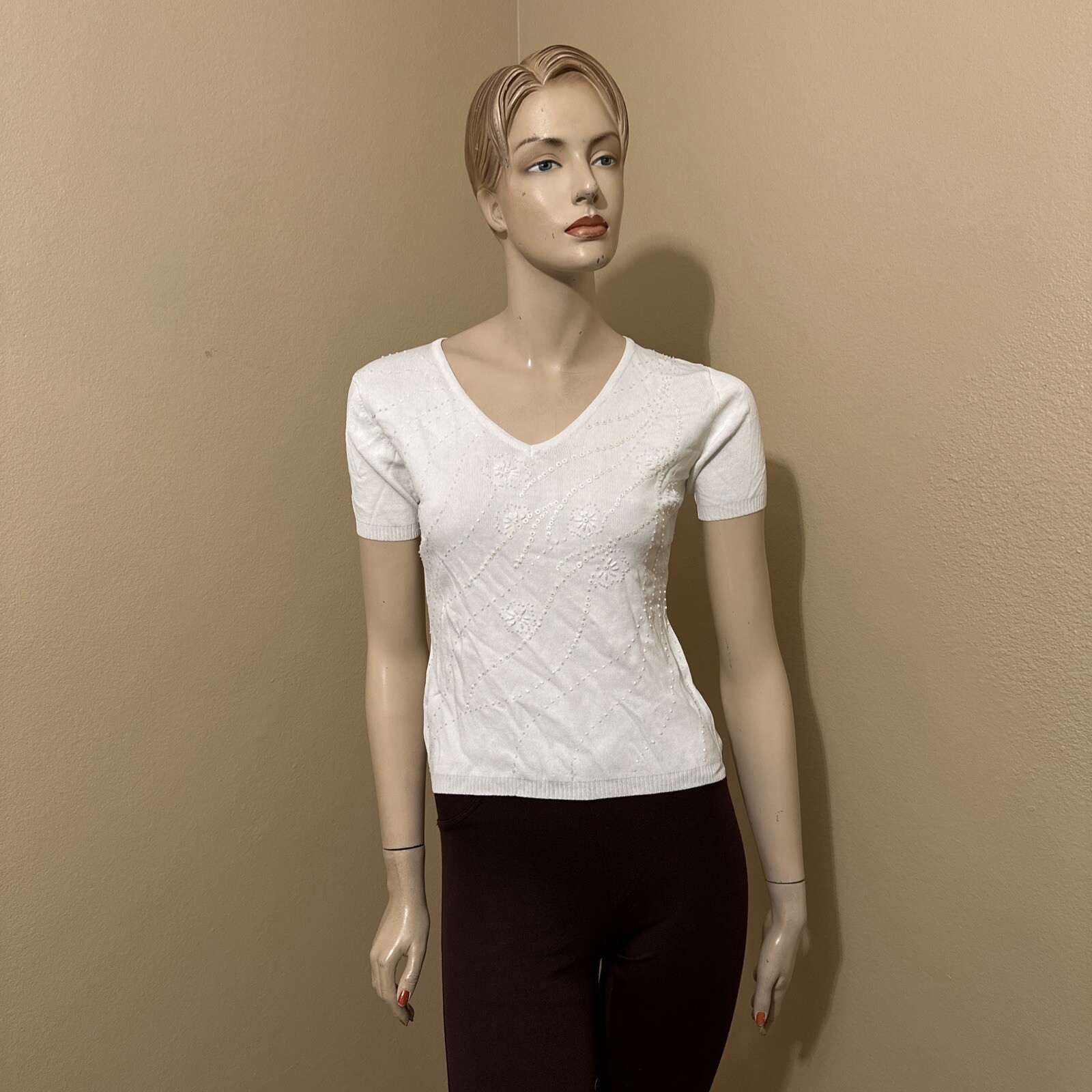 Women’s White Nylon Acrylic Casual Summer Stretch Slim Beaded Size S/M Blouse