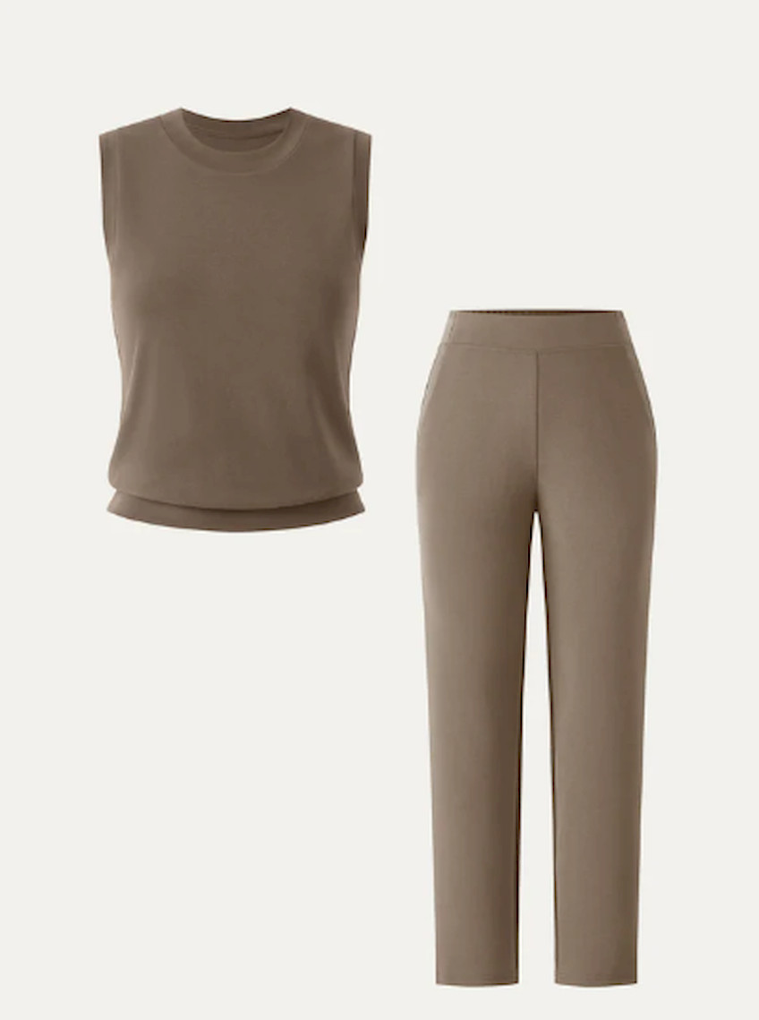 OGL 2Pcs Set Crewneck Tee & Mid Rise Tapered with Pockets
