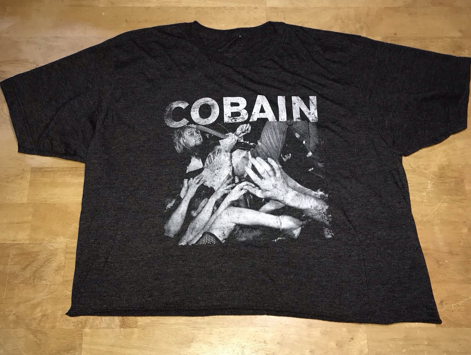 Kurt Cobain Cropped Boxy Fit Shirt Grunge Retro 90’s Band Tee Women’s L/XL