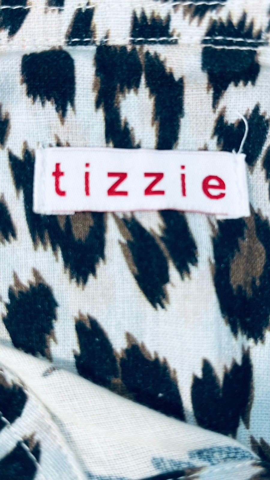 TIZZIE (Size L) Tunic Shirt Beige Dragon Button Up Animal Print Cuffs Raw Hem