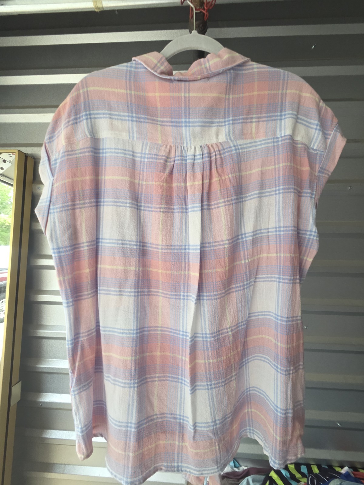 Fourteenth Place Women’s XL/TG Pink Blue White Yellow Plaid Collared Button-Up