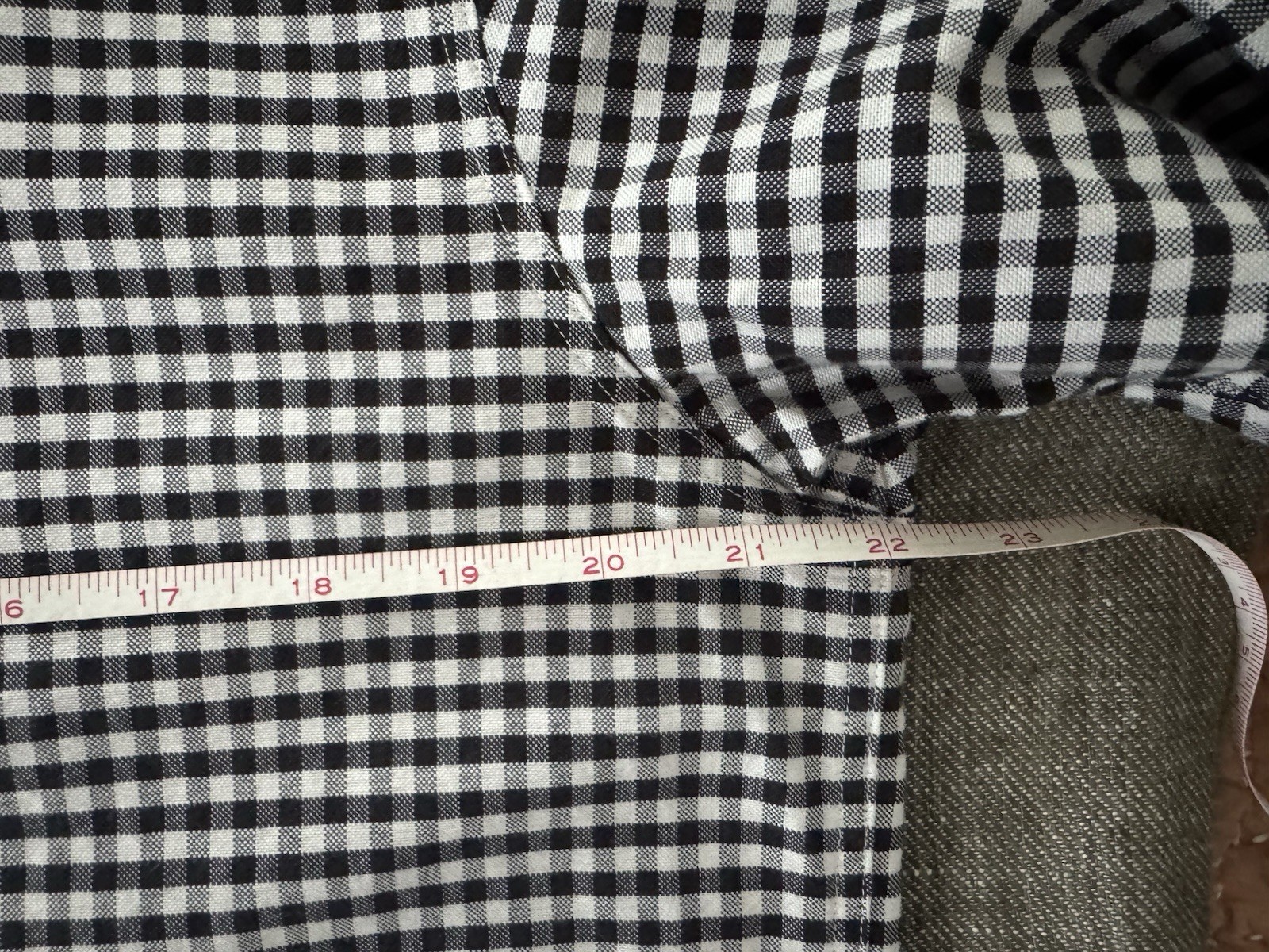 Danton Round Collar Pull Over Cotton Twill Shirt — Black x Ecru Gingham – 38