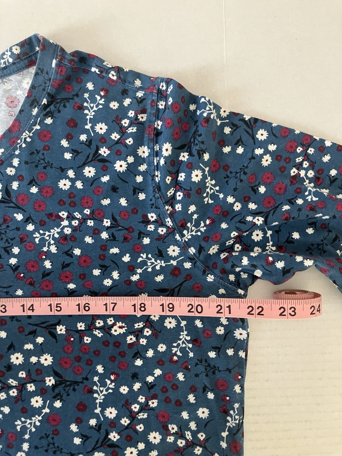 Blue Mountain Top Shirt Women’s XL Blue White Maroon Black Flowers Long Sleeve