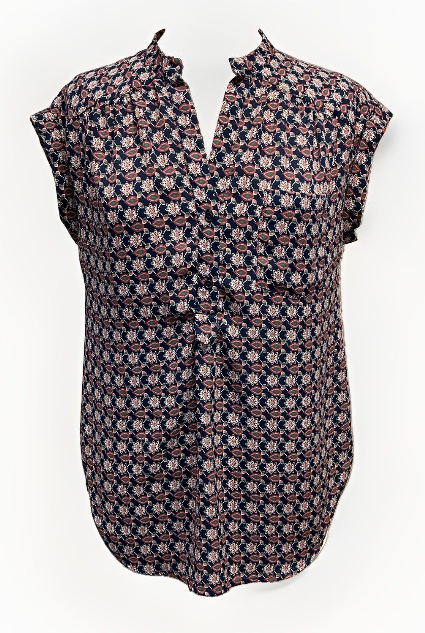 Pleione Blouse Dark Print Size Small Short Sleeves Relaxed Fit Shirt