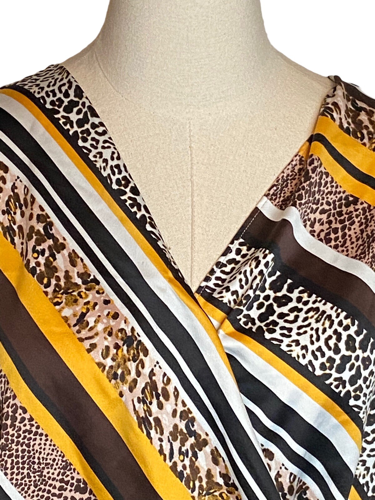 Andrew Marc New York Faux Wrap Blouse Blouson Animal Print Yellow Black XL