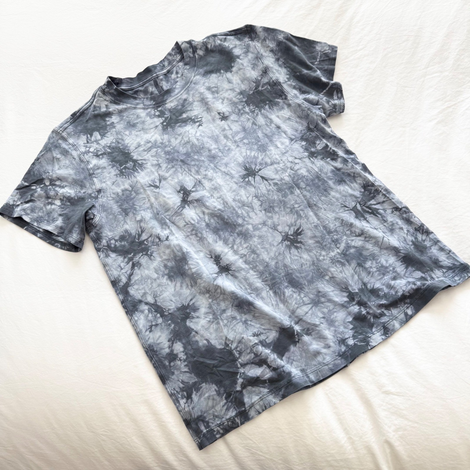 Lululemon All Yours Tee Earth Dye Stone Black Gray Tie Dye T-Shirt Estimated M