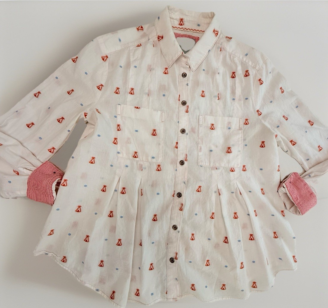 Anthropologie Maeve Women Sz 2 Miette Tipi Button Flip Cuff Shirt Embroidered