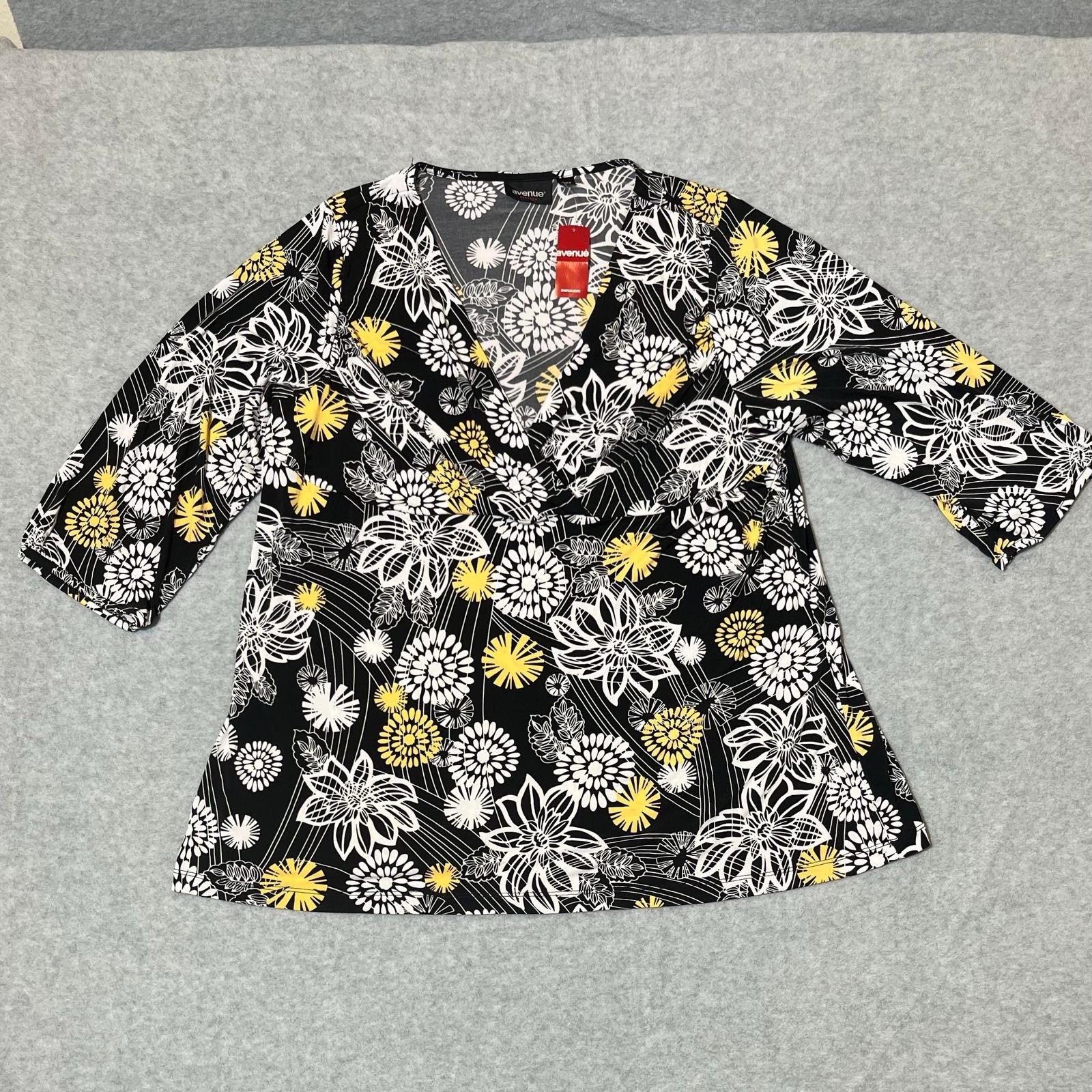 Avenue Women’s Black White Yellow Floral Print Size 18/20 3/4 Sleeve Blouse NWT