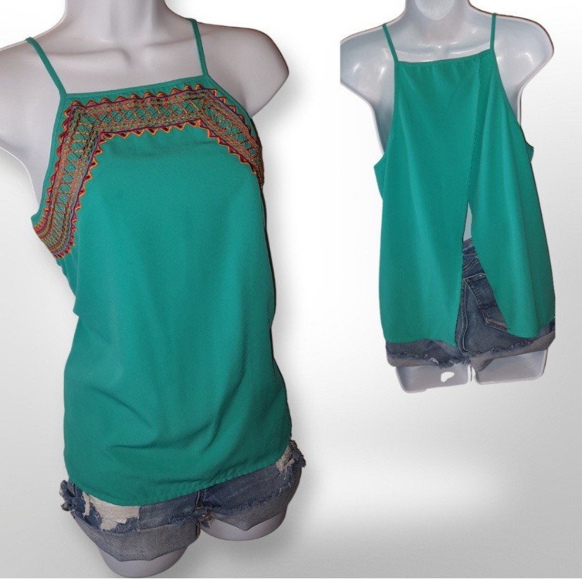 GB Solid Green Embroidered Halter Spaghetti Strap Cami Tank Top, M