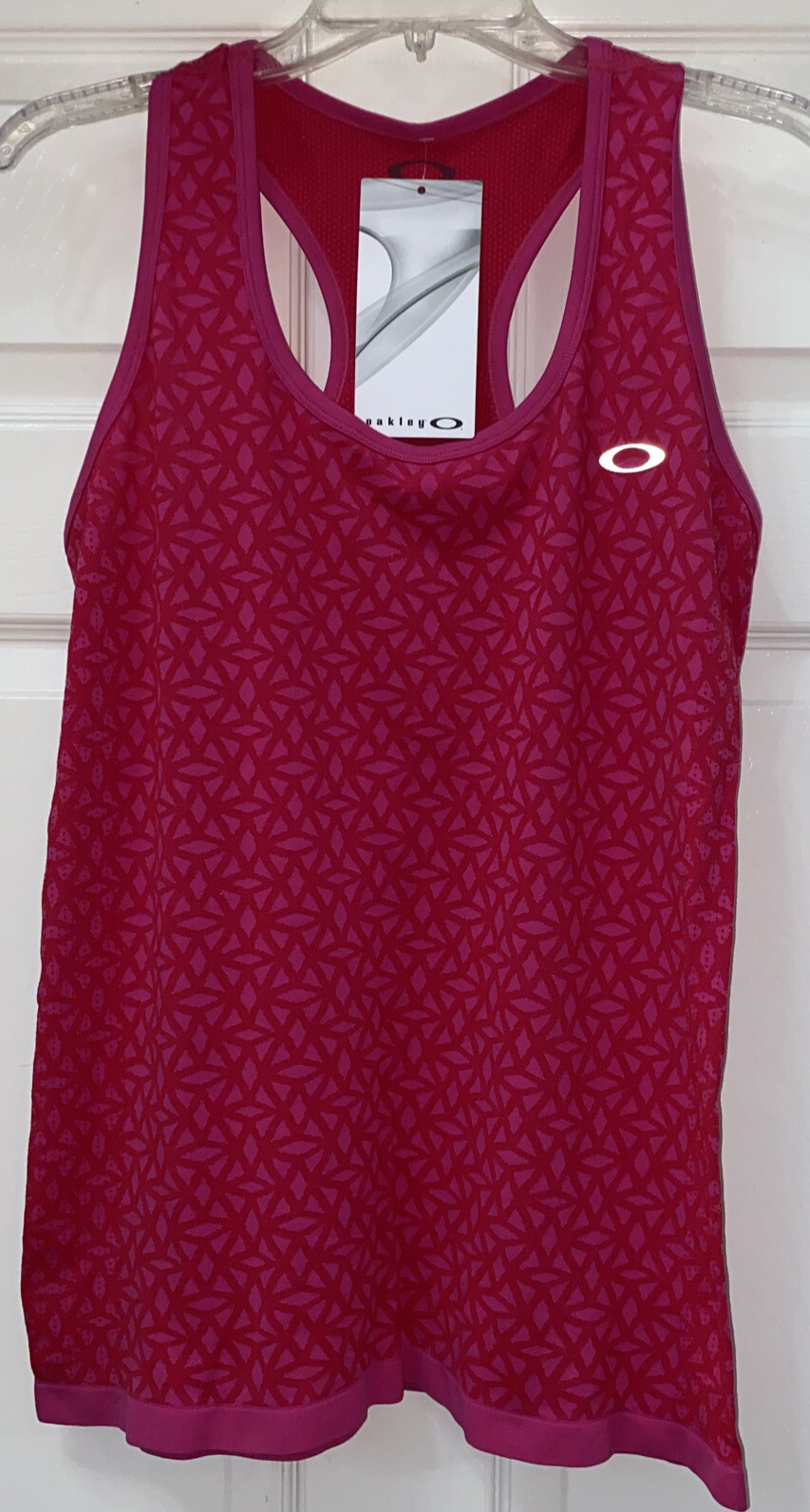Oakley Seamlessly Perfect Tank Top Ohydrolix Woman’s XL Pink Red NWT MSRP $50