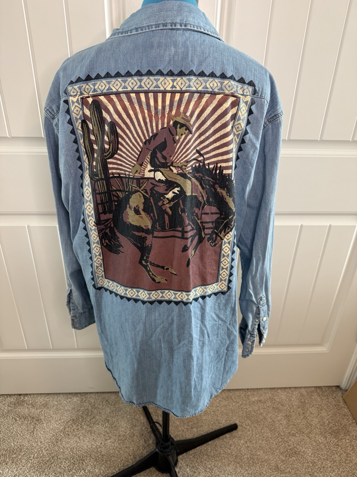 Wrangler Retro Women’s Western Denim Pearl Snap Shirt – XL EUC