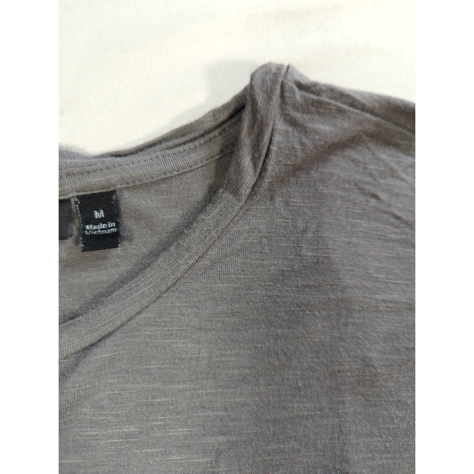 APT. 9 Womens Gray Ruffle Sleeve Top Rayon Spandex Size M Casual Boutique Shirt