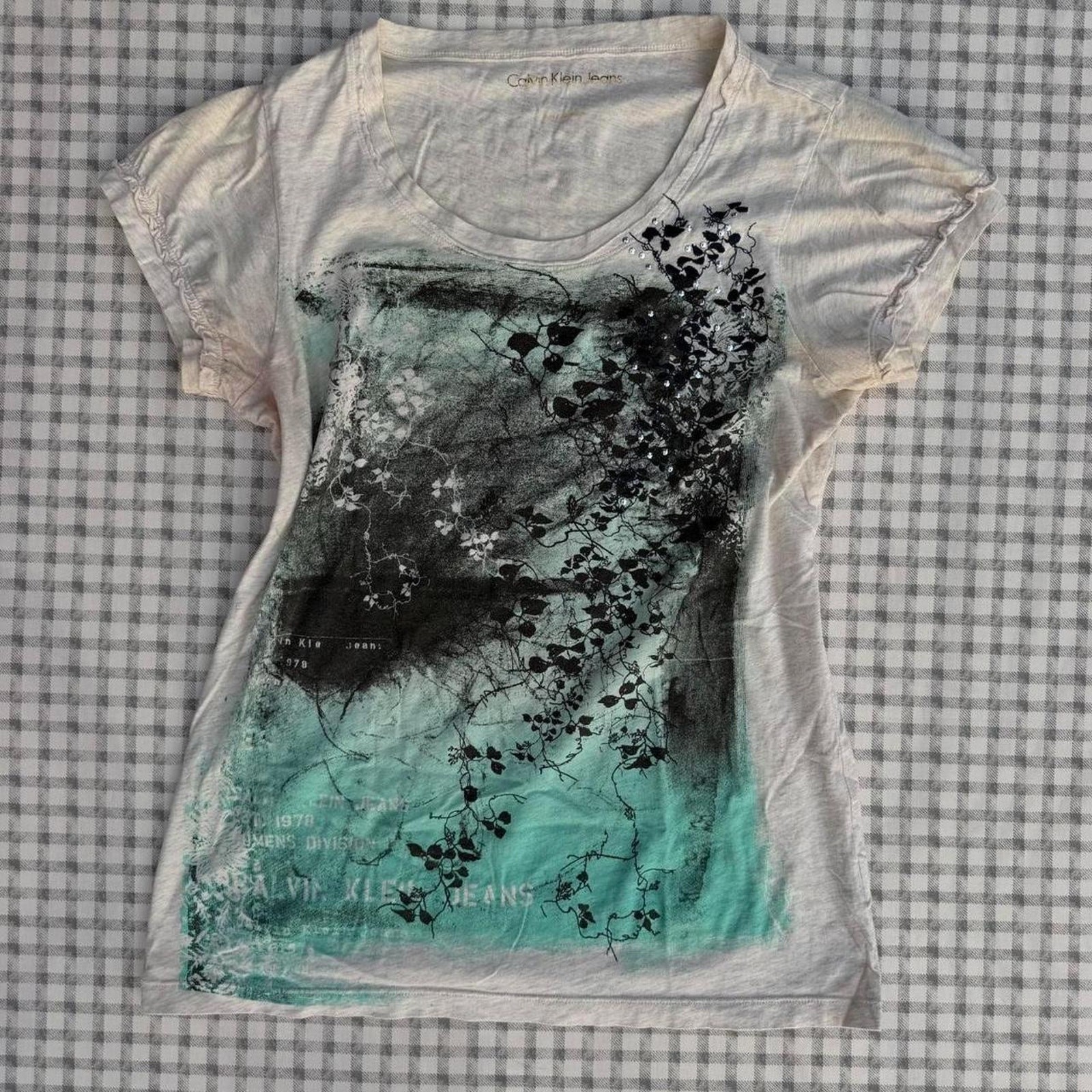 Calvin klein blue and black watercolor style graphic tee
