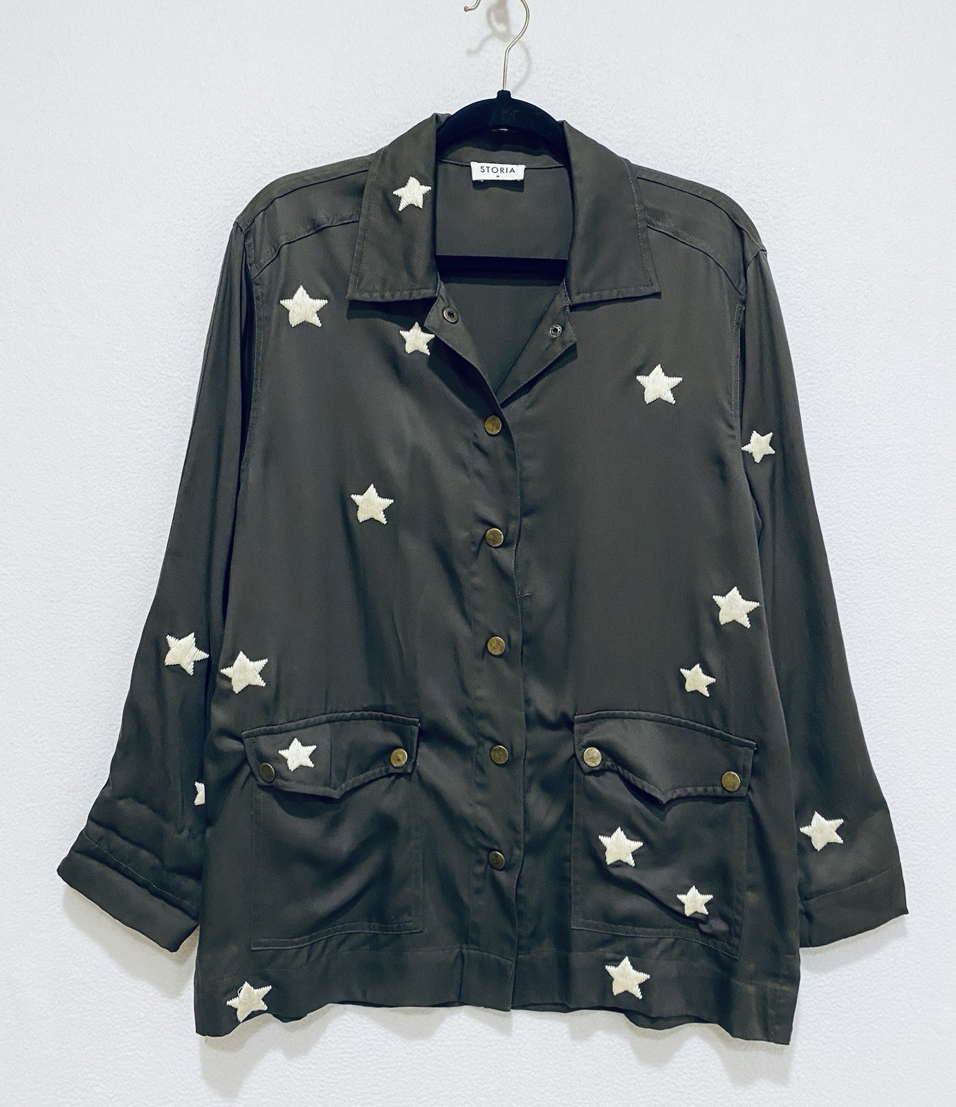 Storia Top Womens Medium Army Green Embroidered Star Snap Front Military Boho