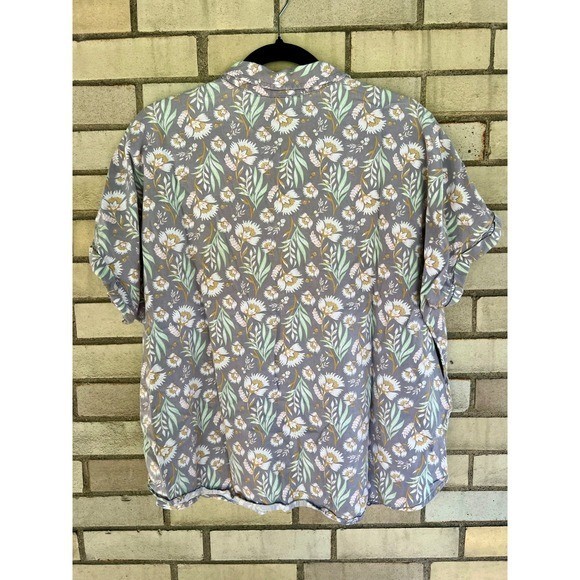 Universal Thread Floral Short Sleeve Button Down Shirt Purple Size XXL