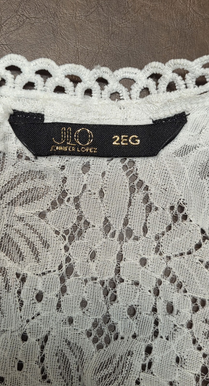 JLO by Jennifer Lopez Floral Lace Crop Top • Size 2 • Cottagecore • Coastal ✨️