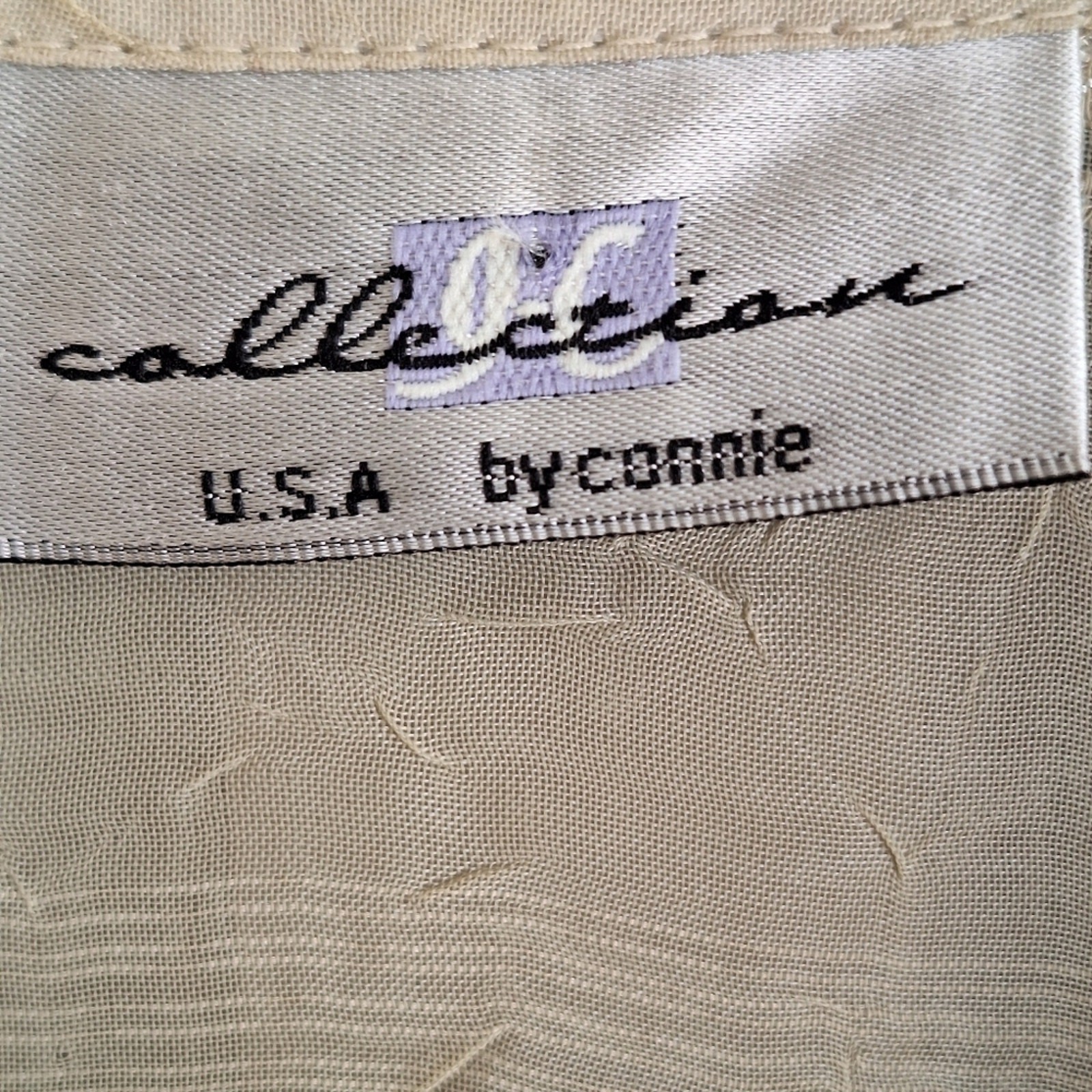 Collection by Connie 2Pc Top SzXL Lined Tank W Over Shirt Creme Silky Shiny Nice