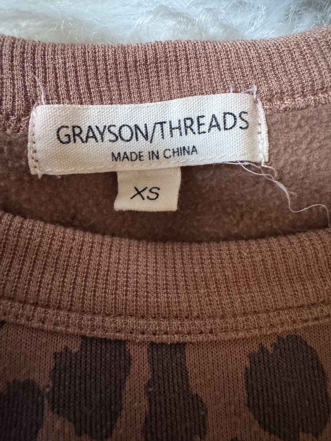 Grayson Threads Size XS Women’s Leopard Print Two-Piece Loungewear Set