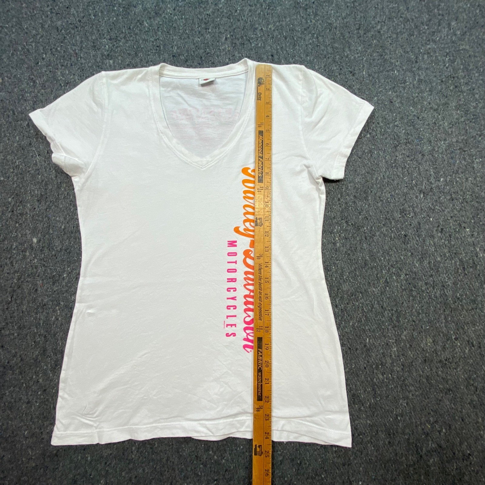 Harley Davidson TShirt Sz M Womens White Biker Keystone Pennsylvania V Neck Top
