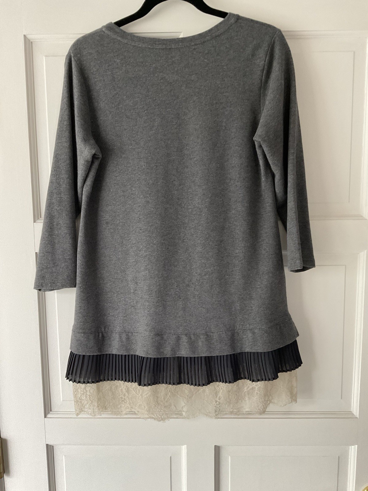 LOGO Lounge by Lori Goldstein French Terry Top w/Chiffon & Lace Hem, Small, Grey